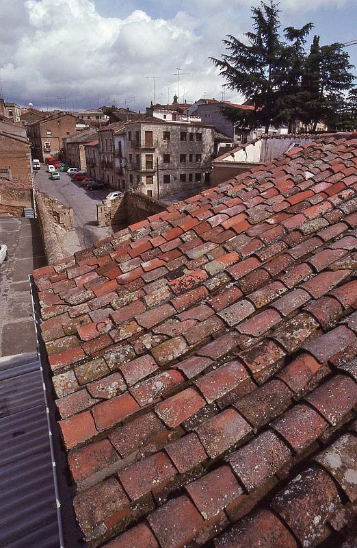 WT 2300 306-25 Spain.jpg